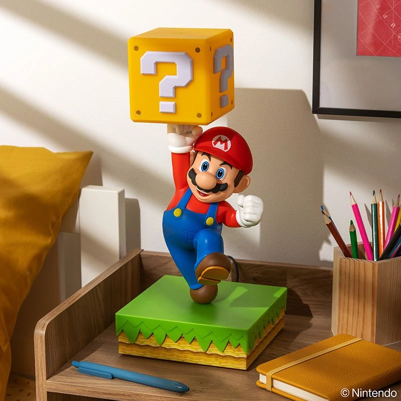 Table lamp Paladone Super Mario Diorama Light — decorative illuminated diorama for desk or shelf