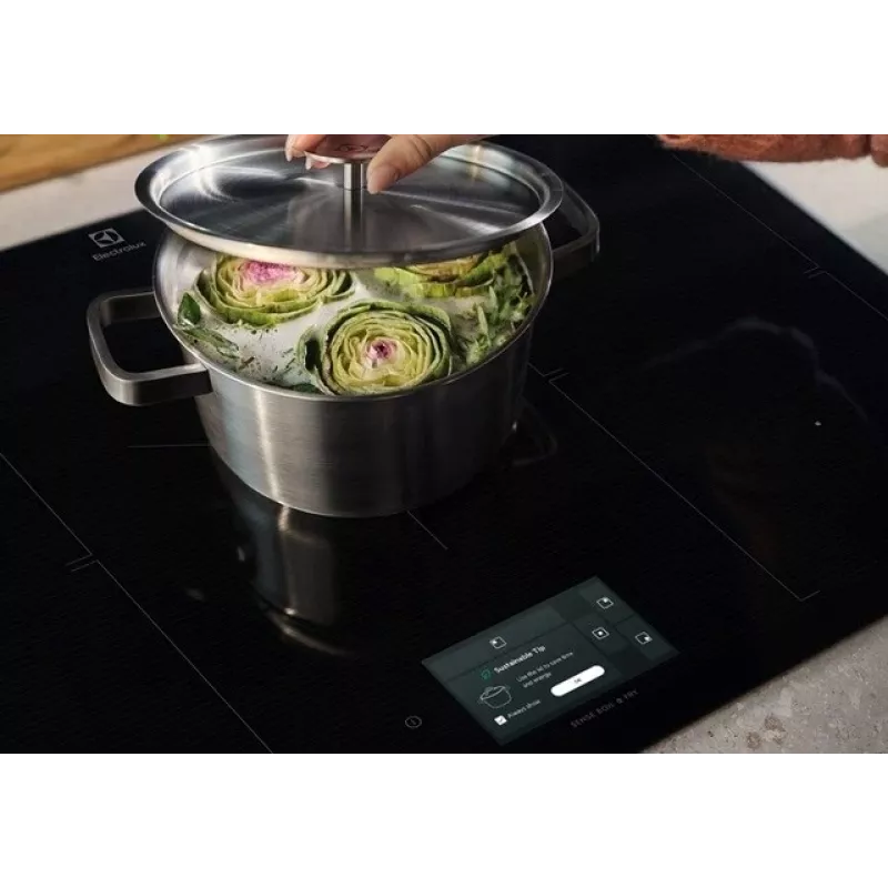 Built-in induction hob Electrolux EIS77453, 4-zone, 680×490×44 mm, black, glass top