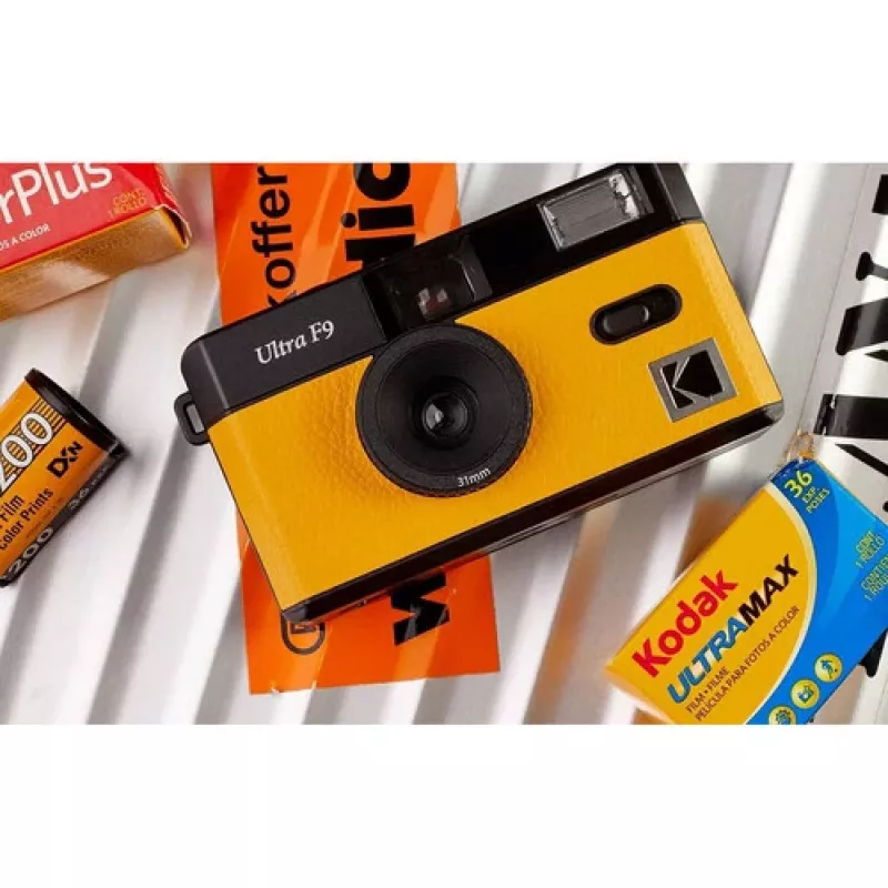 Compact film camera Kodak F9 135 mm ISO 200-400 Black Yellow