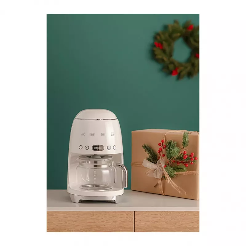 Smeg 50's Style DCF02CREU coffee machine 1.25liter cream