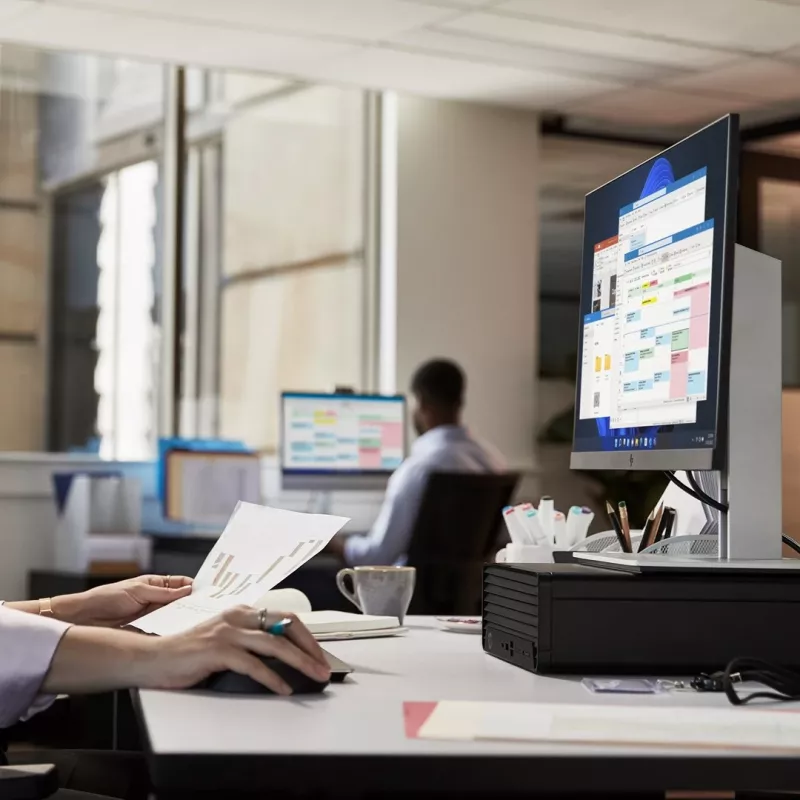 Desktop PC HP Pro 400 G9 SFF — Intel Core i5-14500, 16GB DDR5, 1TB NVMe SSD, Windows 11 Pro, Wi‑Fi 6, TPM 2.0