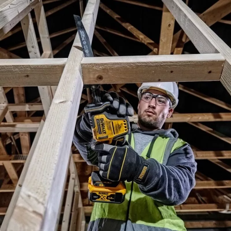 Reciprocating Saw DeWALT DCS369N-XJ, brushless motor, cordless, cutting depth wood 9 cm, steel 4 cm, 2800 spm, 1.43 kg