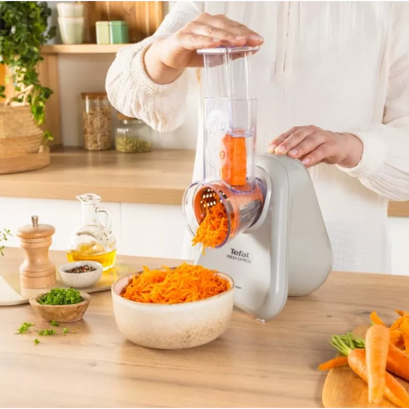 Electric vegetable shredder Tefal Fresh Express DN853BE0 — 150 W, 3 interchangeable nozzles, 1 speed, cream