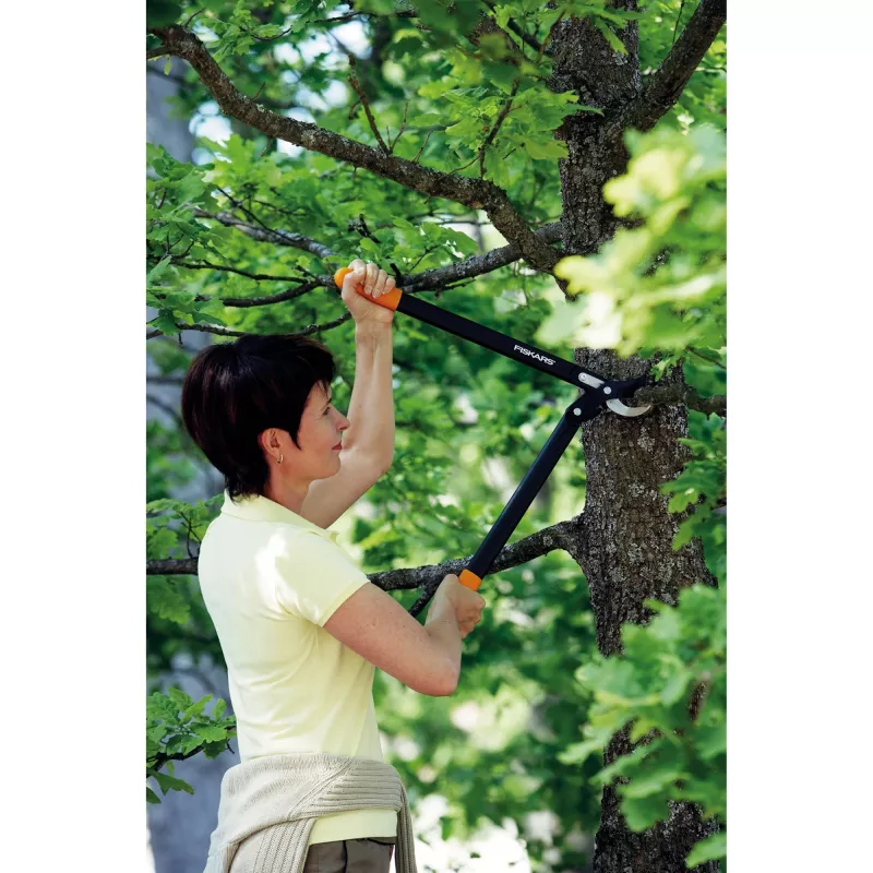 Pruning Shears Fiskars 1000582 Bypass — ergonomic bypass secateurs for cutting branches