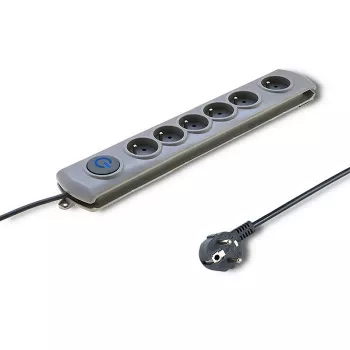 Surge protector QOLTEC 50199 — 6 sockets, 5 m cable