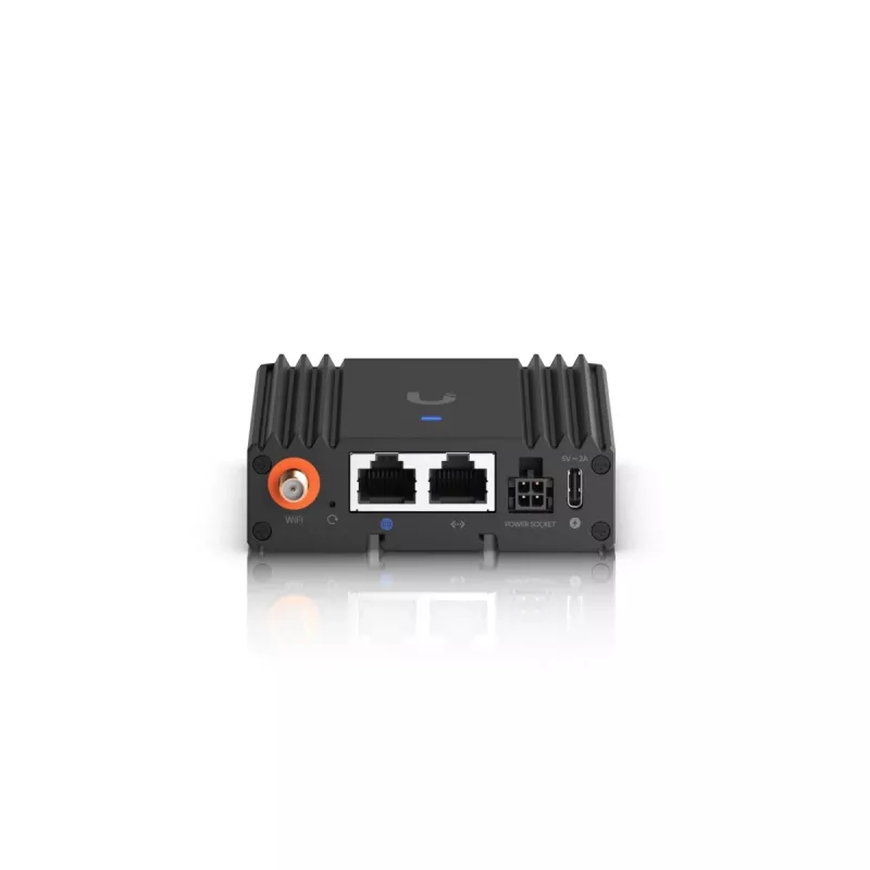Cellular network router Ubiquiti UMR-Ultra — 4G LTE, NanoSIM, 2.4 GHz Wi‑Fi (802.11g), 2x RJ‑45, 3 external SMA antennas, 5–30 V DC