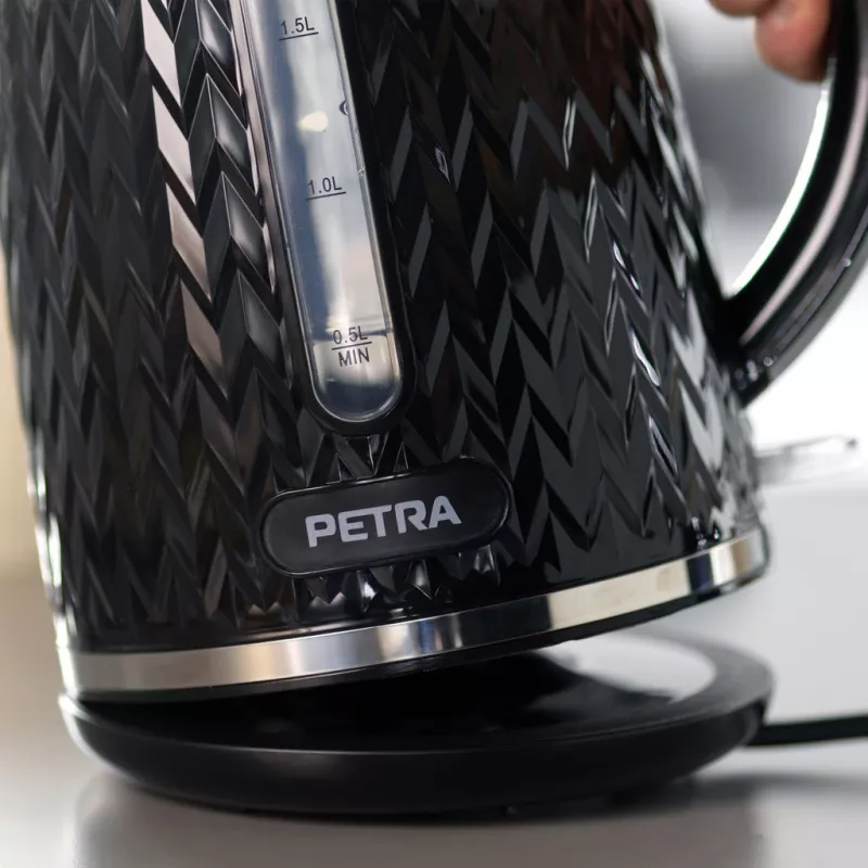 Electric kettle Petra 1.7L 2200W black