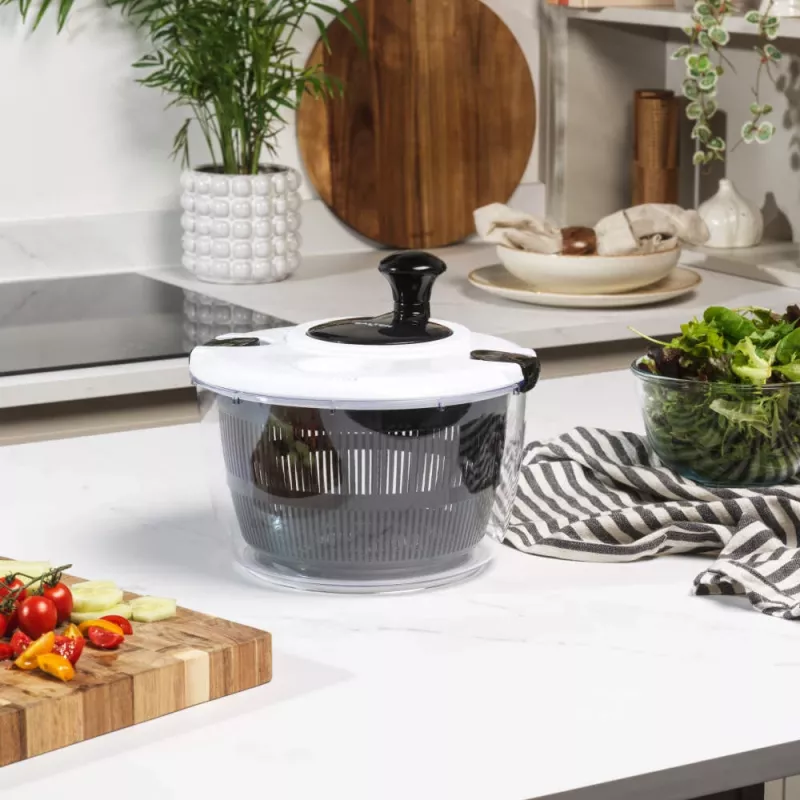 Salter salad spinner BW13899EU7 5 L capacity, BPA-free plastic bowl and basket