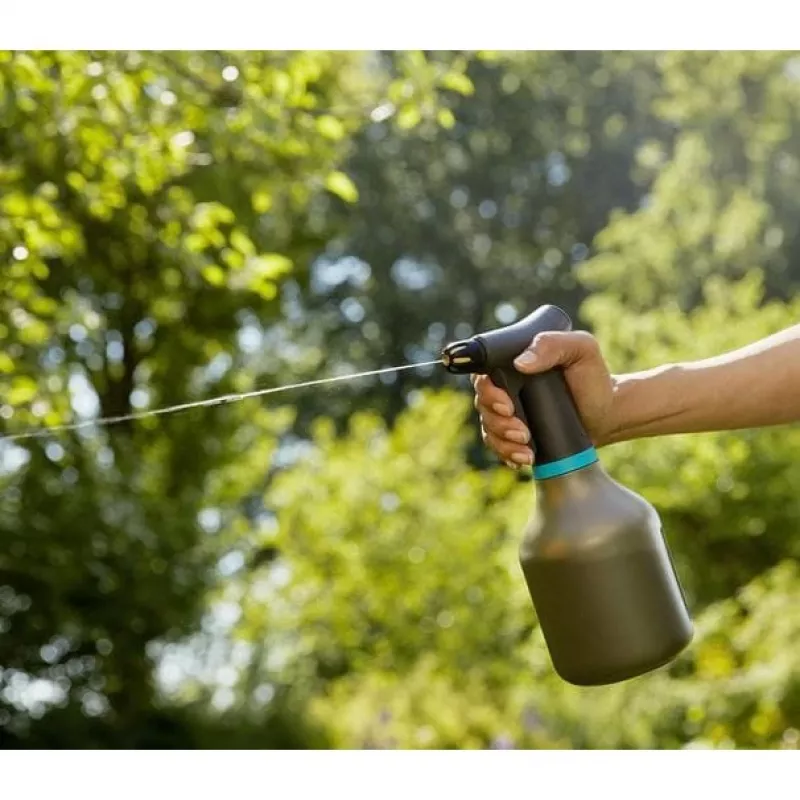 Hand sprayer Gardena 11110-20 0.75 L Black