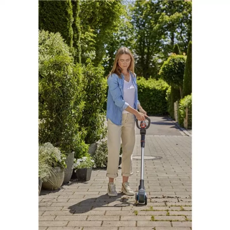 Electric weed sweeper brush GARDENA 14821-20 Steel housing lightweight