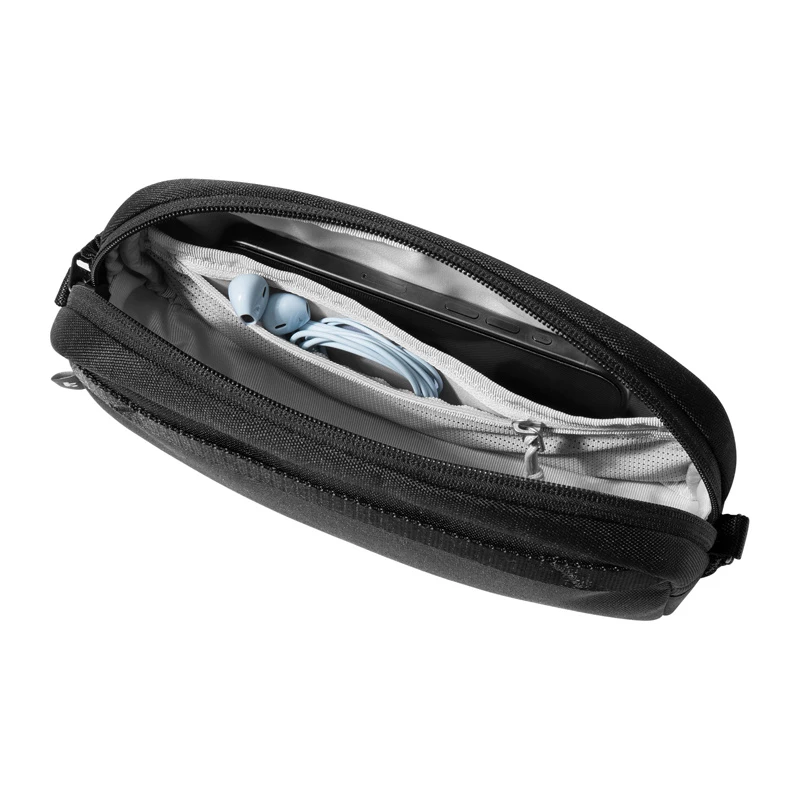 Accessory pouch Tomtoc Light-T12 by Tomtoc (black) — compact organizer for cables and small tech