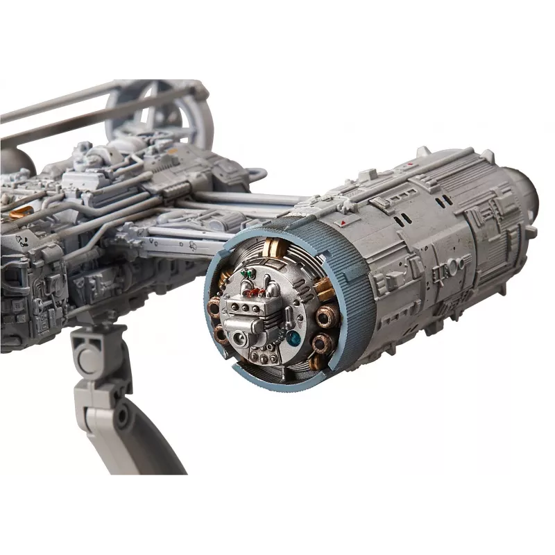 REVELL spaceship model assembly kit 1:72 scale, length 226 mm, 89 parts