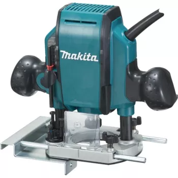 Router Makita 900 W
