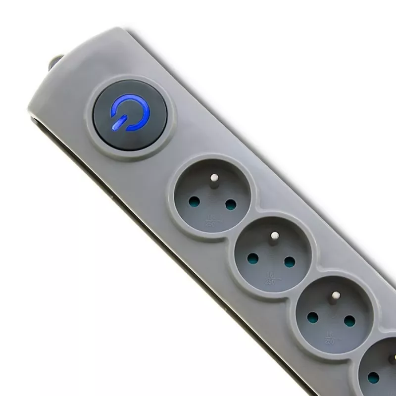 Surge Protector Qoltec 50166 Grey 6 AC Outlets 230V 3m