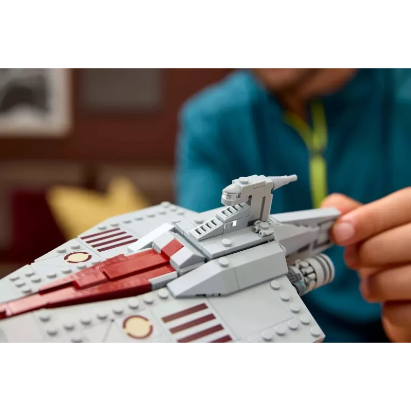 LEGO Star Wars Acclamator-class Assault Ship set 75404 — building kit, 450 pieces, display model 130×150×230 mm