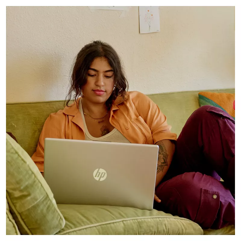HP 15-fd0611ng Notebook 39,6 cm (15.6) 1920x1080 - Intel N100 - 128GB Flash - HDMI/USB-C - Windows 11 Home - Silver (B94ZNEA)