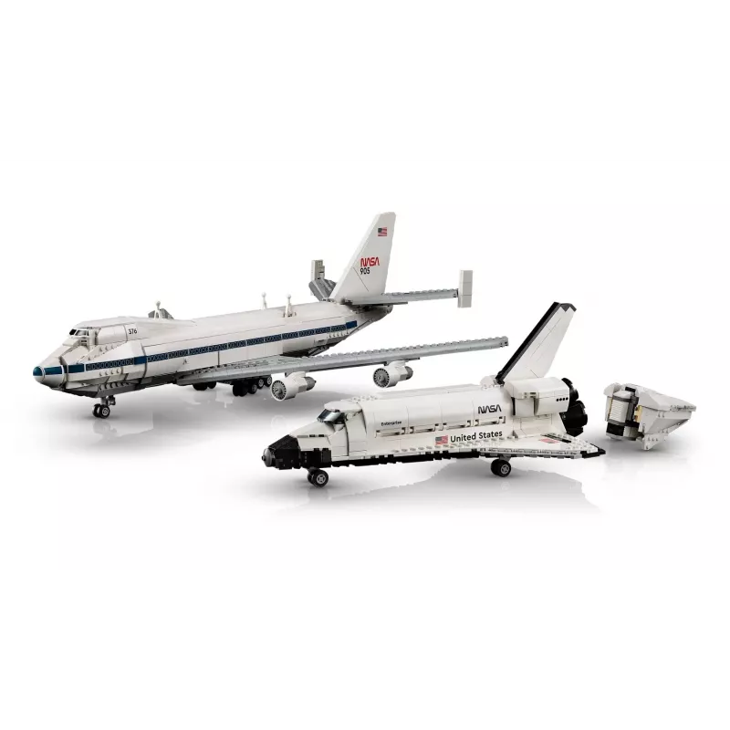 LEGO Icons Shuttle Aircraft 10360 building set — 2417 pieces, 270 × 535 × 630 mm display model