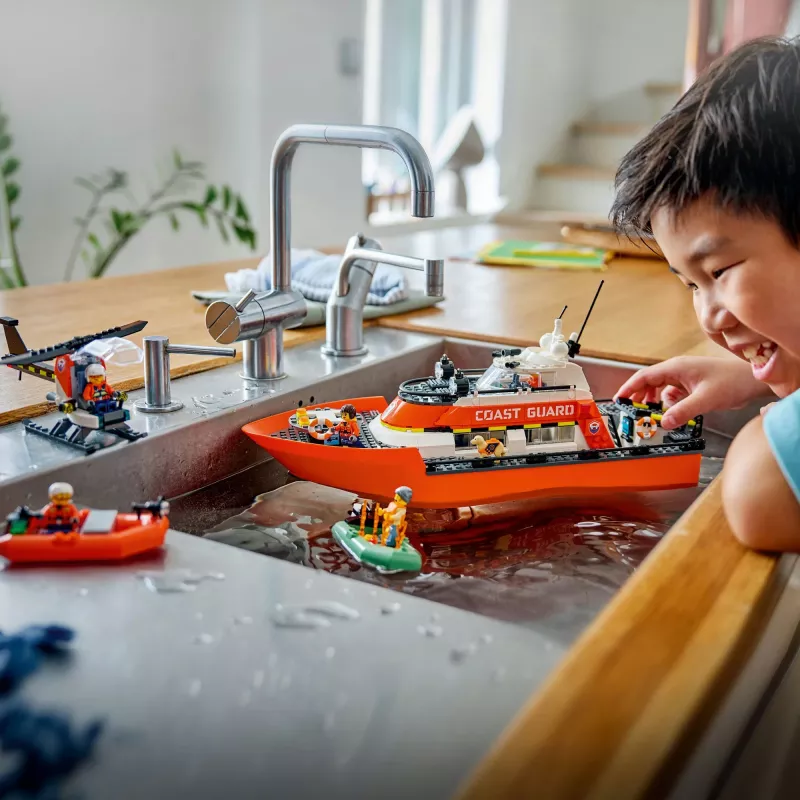 Blocks City 60504 Coast Guard Rescue Boat and amp: Helicopter