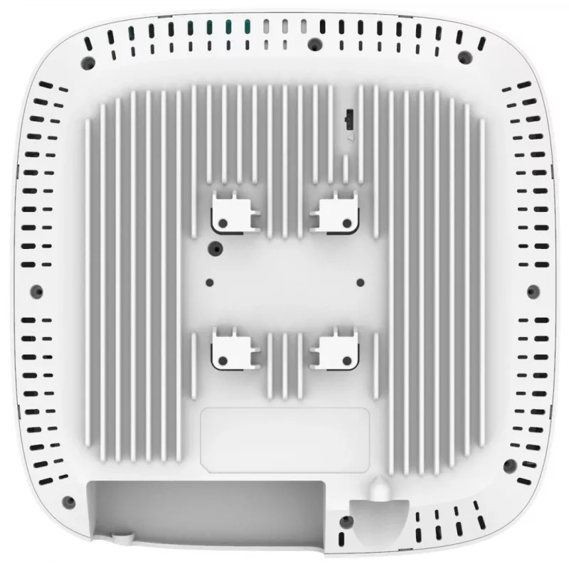 XE5-8, 9608 Mbits, 574 Mbits, 4804 Mbits, 10,100,1000,2500,5000 Mbits