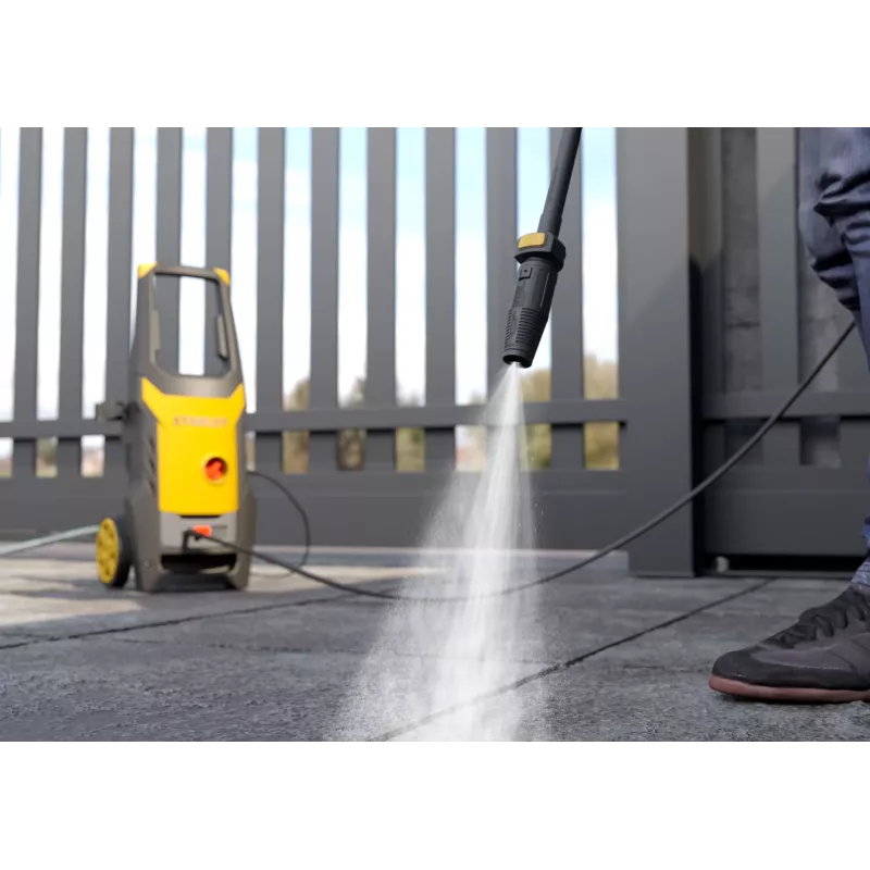 STANLEY SXPW14PE High Pressure Washer with Patio Cleaner (1400 W, 110 bar, 390 l/h) | Stanley 1400 W | 110 bar | 390 l/h