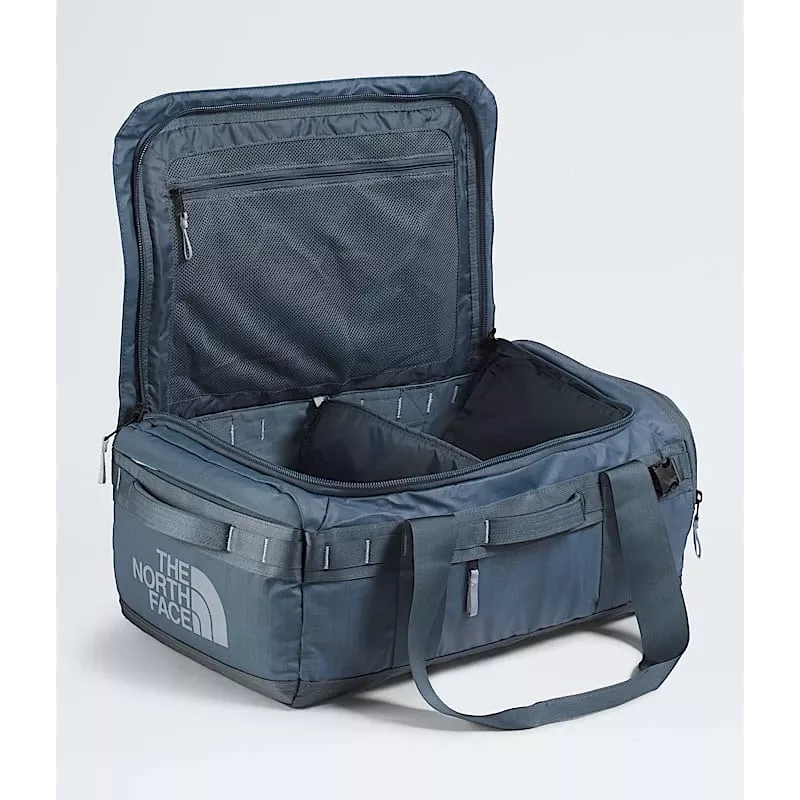 Travel bag The North Face Base Camp Voyager Duffel 42L - grey/frost grey