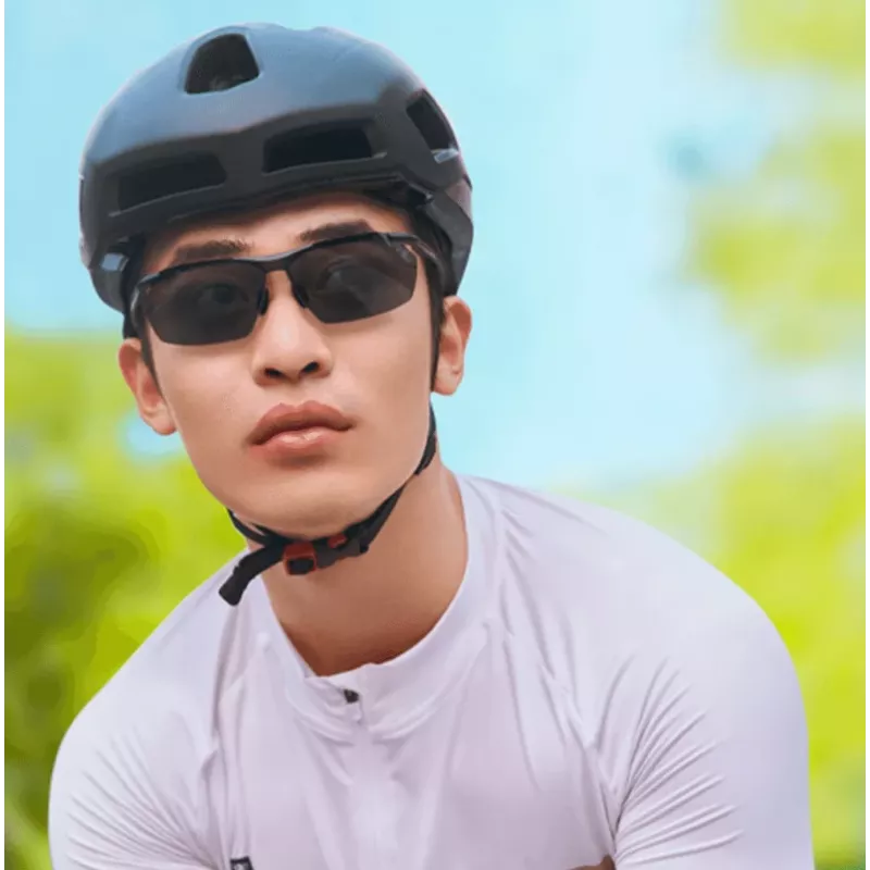 Sport sunglasses Xiaomi BHR8027GL with UV protection, lightweight frame