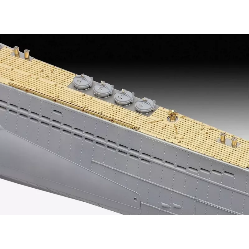 Plastic model kit REVELL German submarine Type VII C/41 1/72 scale