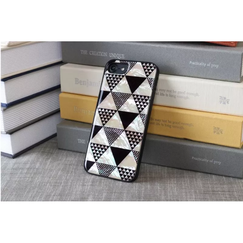 Protective phone case iKins for Apple iPhone 8/7 — pyramid pattern, black