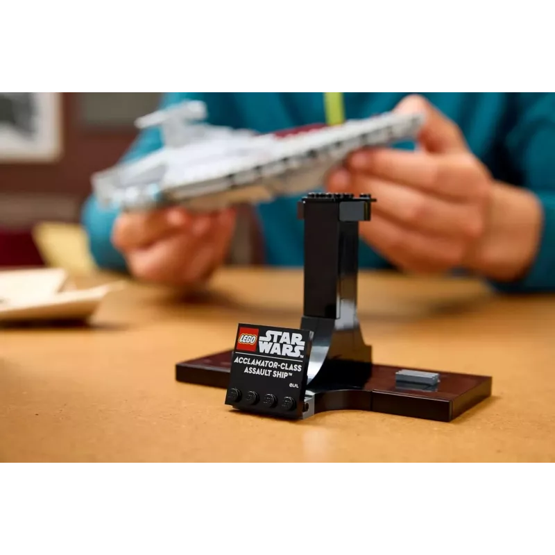 LEGO Star Wars Acclamator-class Assault Ship set 75404 — building kit, 450 pieces, display model 130×150×230 mm