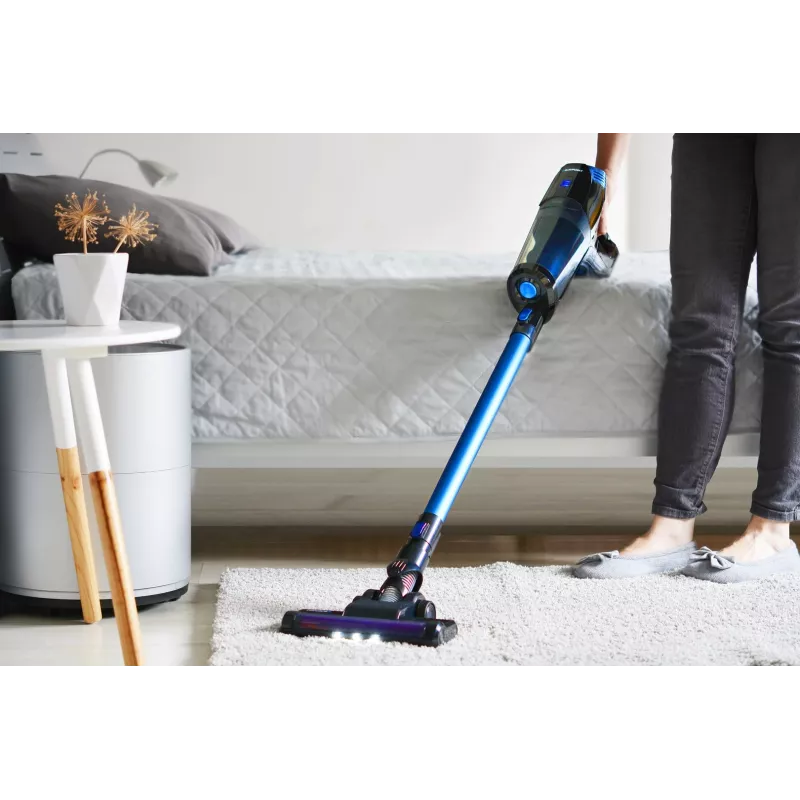 2-in-1 stick vacuum BLAUPUNKT VCH602BL, cordless, 22.2V battery, 135W, 0.7L dust container, cyclonic filtration