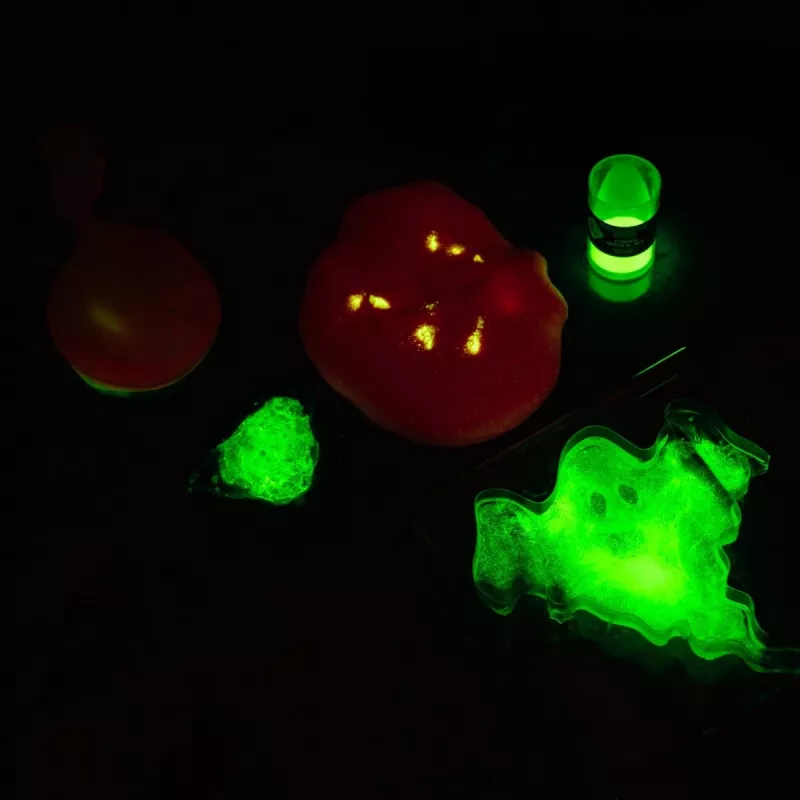 Science kit Liscianigiochi Crazy Science Slime in the dark 304-PL89239 — glow-in-the-dark slime experiment set
