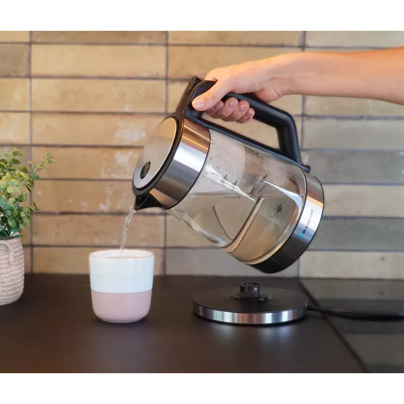 Electric kettle Blaupunkt EKG401 1.7 L 2200 W glass housing, stainless steel accents, water level indicator