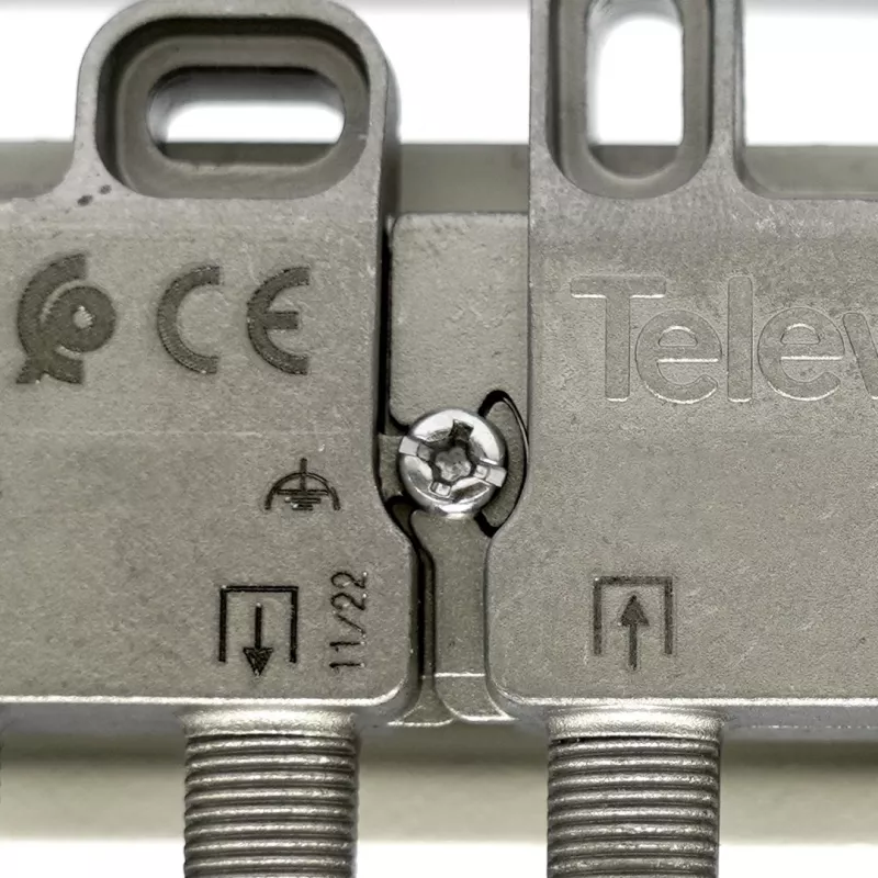Splitter Televes 6-way VT612FZ 5–1218 MHz 12 dB
