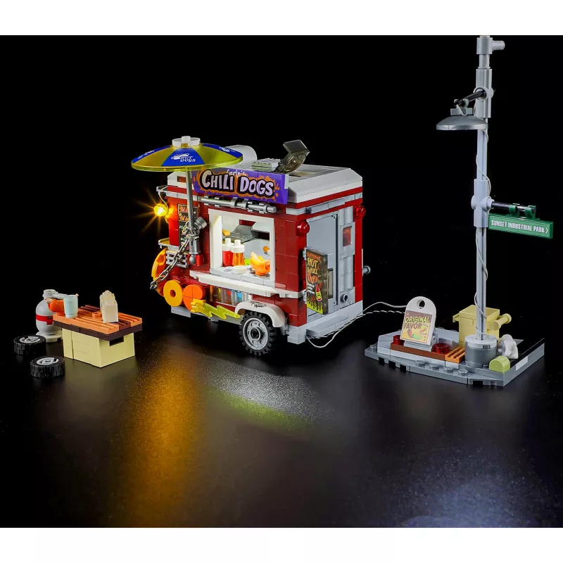 Chili Dog Pendant, Construction Toy
