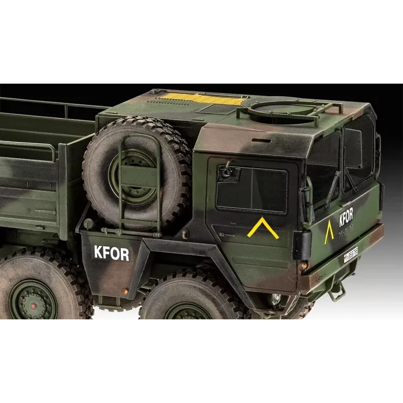 Plastic model kit REVELL Man 10T Milgl 8x8 Truck 1/35 scale