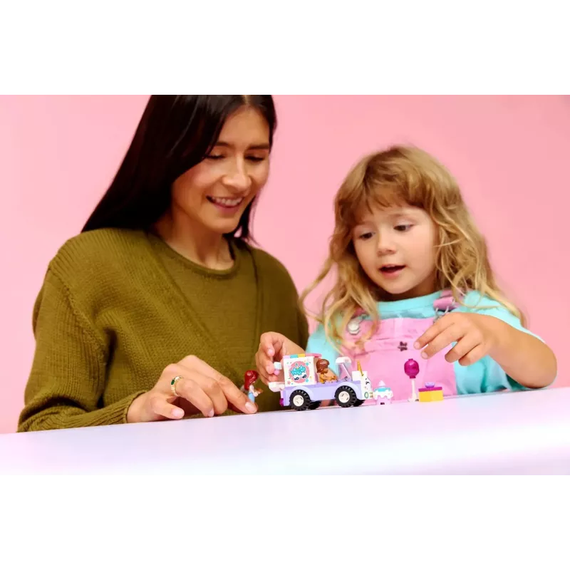 LEGO FRIENDS 42675 Unicorn Cake Delivery Car
