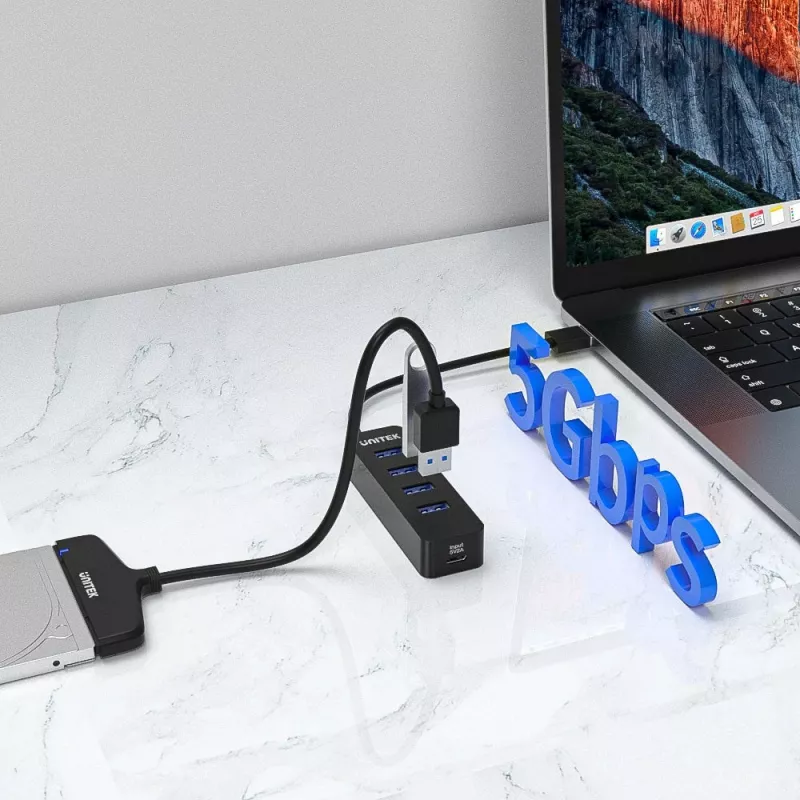 UNITEK uHUB Q4 USB 3.2 Gen 1 (3.1 Gen 1) Type-A 5000 Mbit/s Black