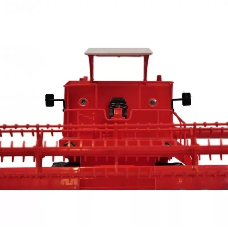 Radio-controlled combine harvester ATA DO-E699 1:16 scale model, Bison R/C