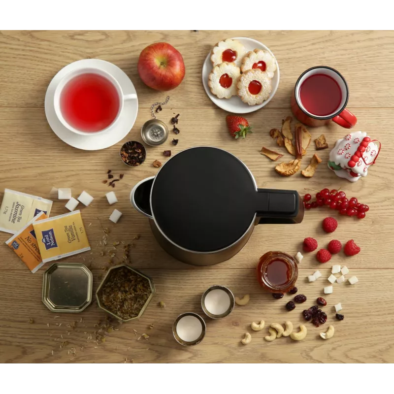 Electric kettle Gorenje K15DWBK — 1.5 L, 2200 W, black, button control, 360° base