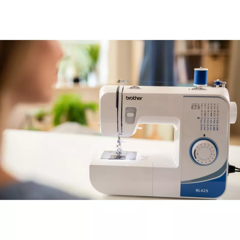 Brother RL425 sewing machine