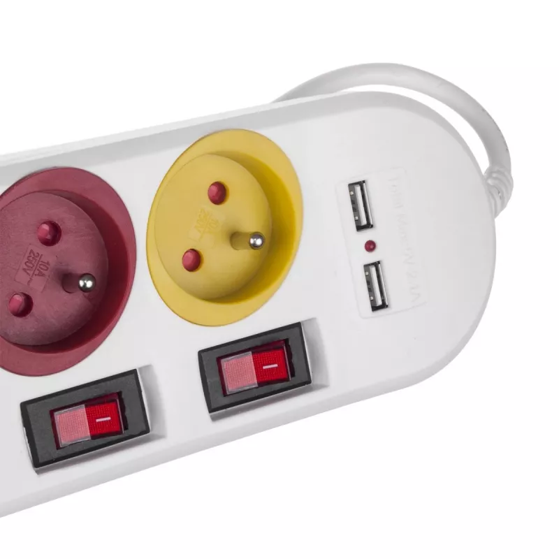 Power strip MACLEAN MCE229W — 4 sockets, 2× USB, 1.5 m cable, Type F, 10 A, white