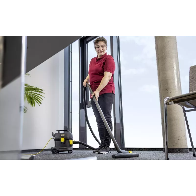 Vacuum Cleaner | KARCHER | Input power 850 W | Dust capacity 11 L | Drum vacuum | Cleaning type Dry | Dust container Dust bag | Colour Black | 1.527-222.0