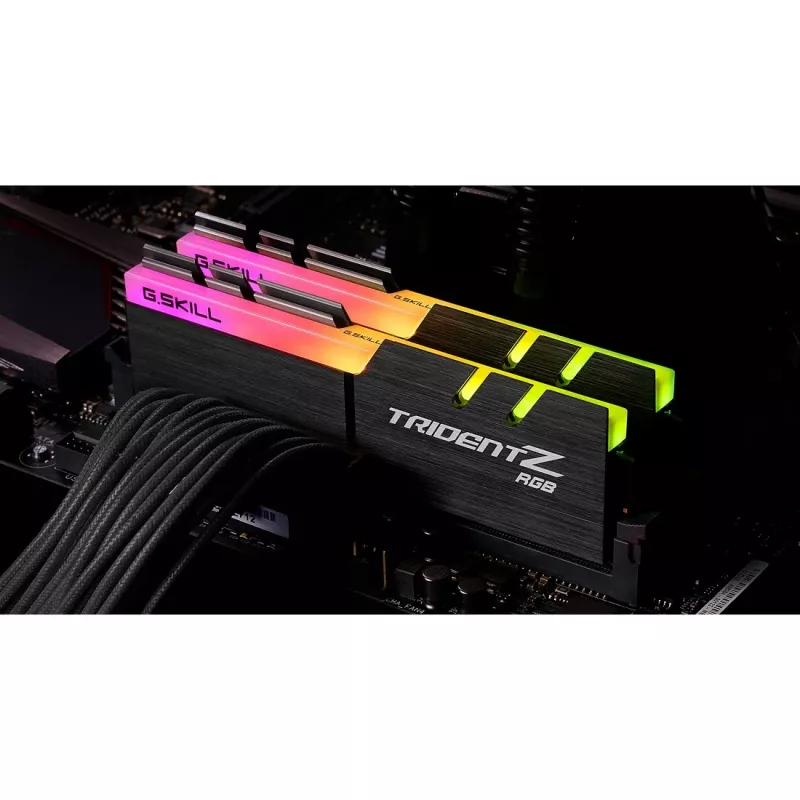 DIMM 16 GB DDR4-4000 (2x 8 GB) Dual-Kit, Memory black, F4-4000C18D-16GTZRB, Trident Z RGB, INTEL XMP