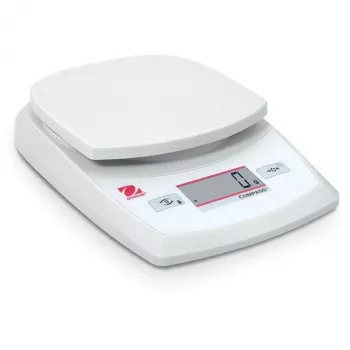 Electronic kitchen scales OHAUS Compass CR5200 — 5.2 kg capacity, 1 g accuracy, LCD, AA batteries