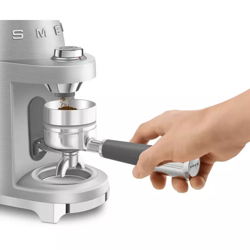 SMEG Coffee Grinder 50s Style CGF02SSEU *Silver*