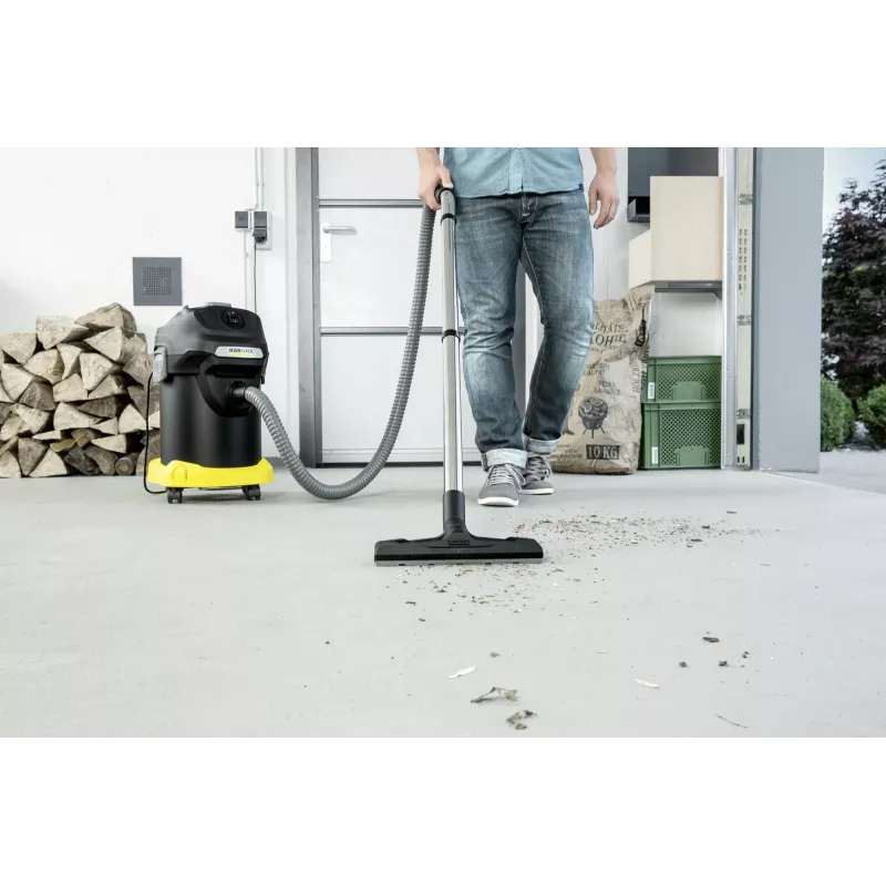 Dry Vacuum Cleaner Karcher AD 4 Premium — 17 L, 600 W, bagless, metal hose, chrome tube