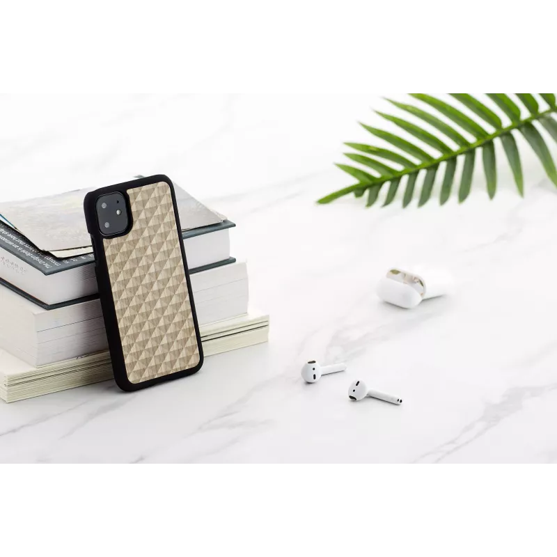 Smartphone case man and wood iPhone 11 armor black — protective cover for iPhone 11