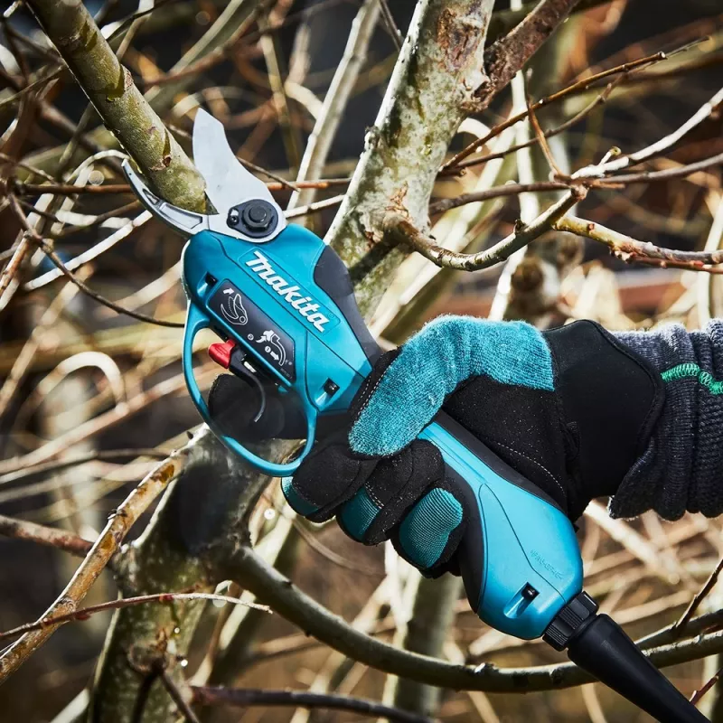 Makita DUP362Z LXT cordless pruning shears
