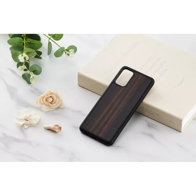 Protective case for Samsung Galaxy S20+ — man and wood — ebony black