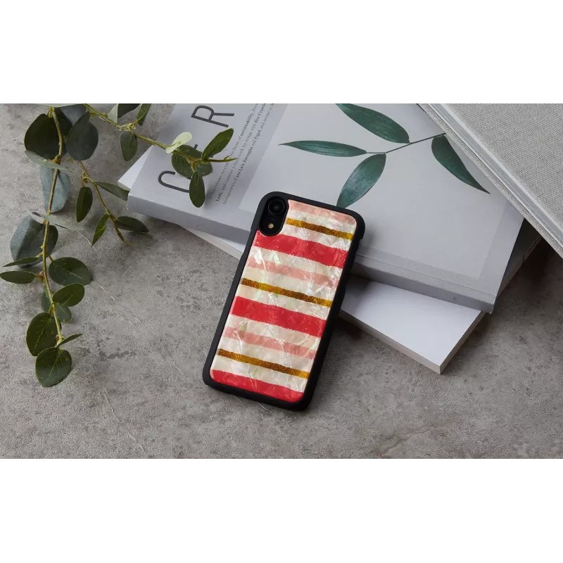 Smartphone case iKins for iPhone XR — short cake design, black